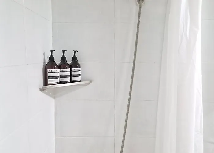 Gangnam Hongdae 3 Queen Beds Free Dryer アパート