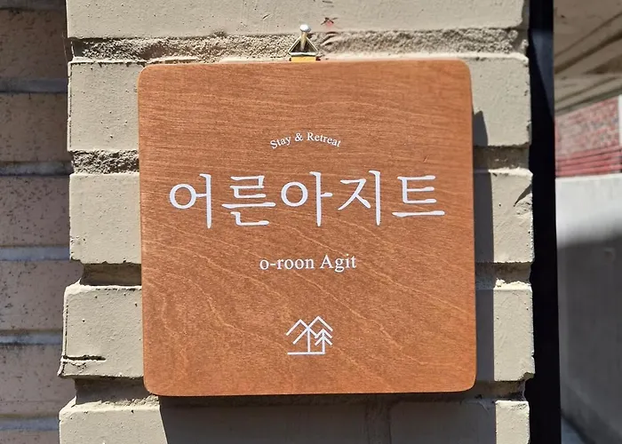 Gangnam Hongdae 3 Queen Beds Free Dryer *